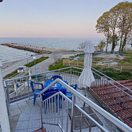 Nikolovi Home Apartments Pomorie Eksteriør billede
