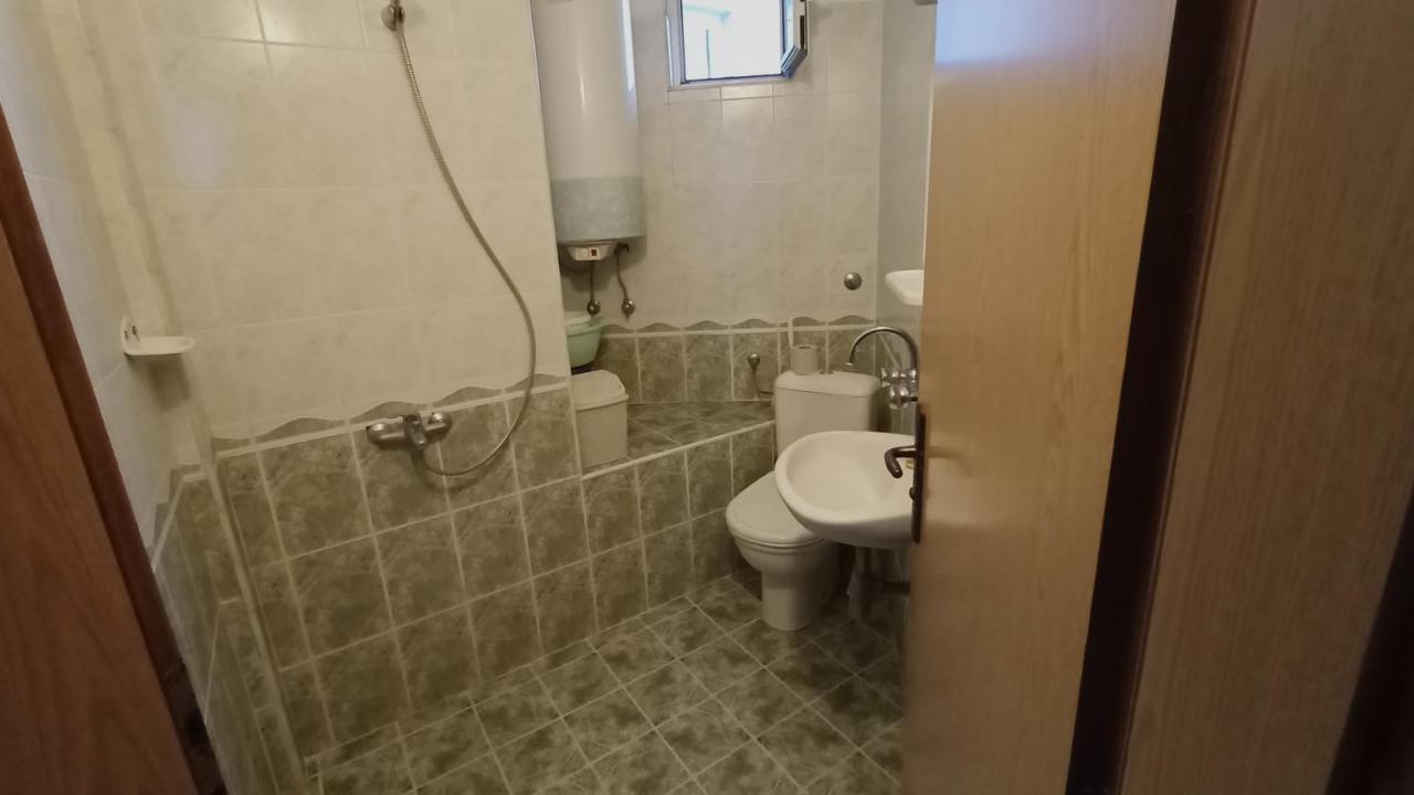 Nikolovi Home Apartments Pomorie Eksteriør billede