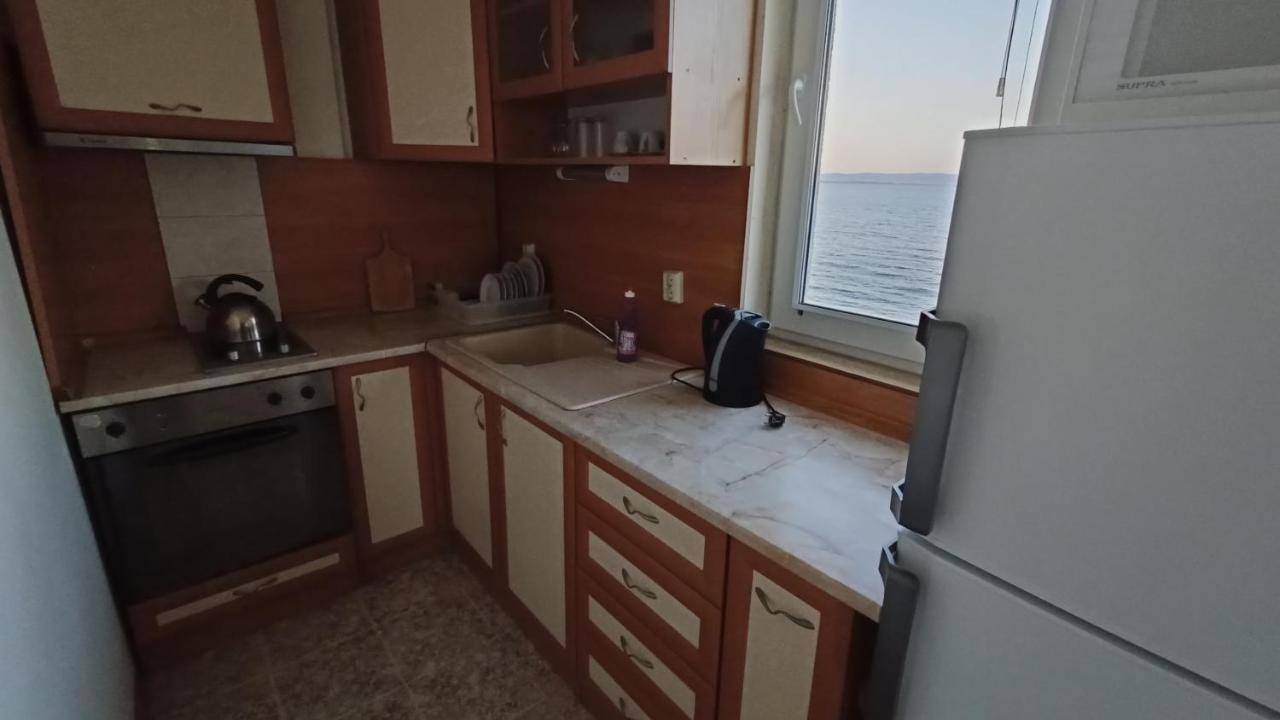 Nikolovi Home Apartments Pomorie Eksteriør billede